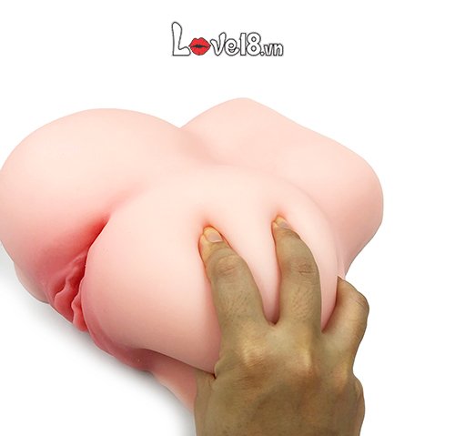 Âm đạo giả silicon bướm hồng siêu thật, mông quyến rũ