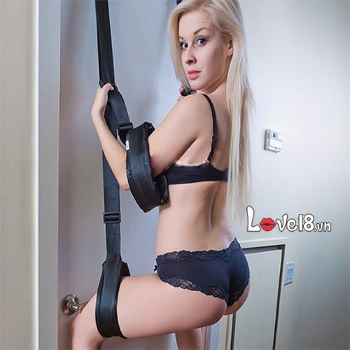 Bộ Dây Đu Treo Cửa Bạo Dâm Kích Thích Mạnh Mẽ Cho Cuộc Yêu