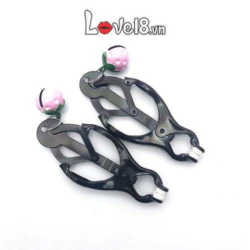 Kẹp Nhũ Hoa Lục Lạc Trái Dâu Dễ Thương Kích Thích Mua Ngay