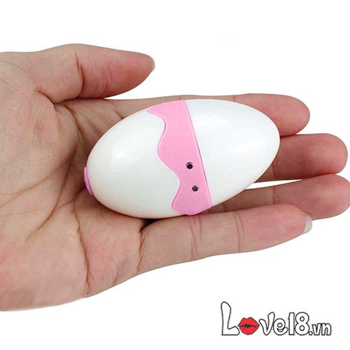 Little Vicky Dibe trứng rung liếm lưỡi kích thích nữ mê say