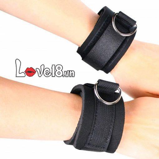 Khóa Hàm Còng Tay Bạo Dâm Siêu Lạ Độc Đáo Kích Thích