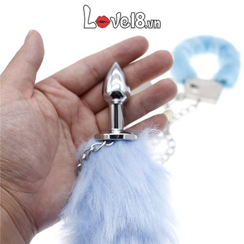 Đồ chơi bạo dâm còng tay cùng đuôi chồn quyến rũ kích thích