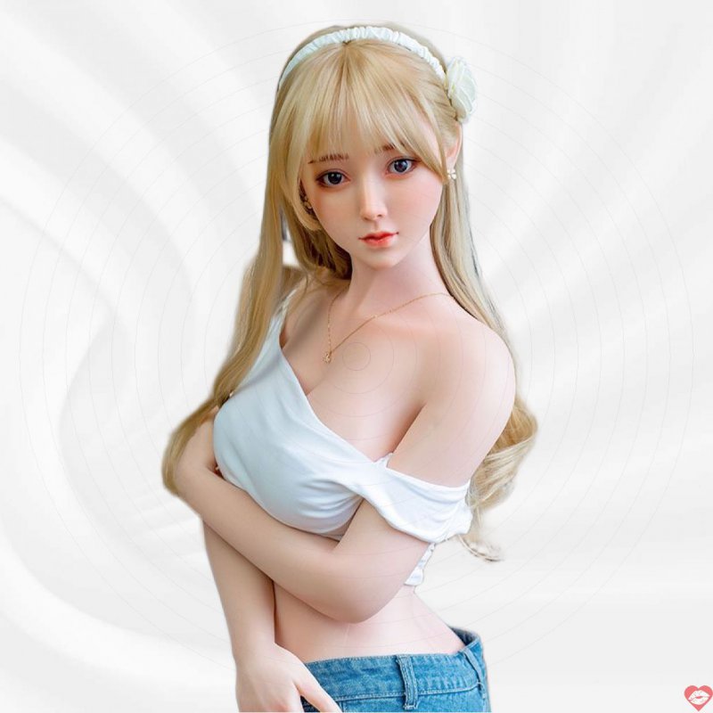 Búp bê tình dục cô bạn gái ngây thơ tóc vàng Ninh Hinh 1m58
