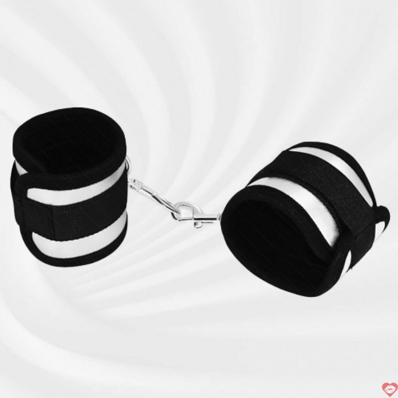 Bộ Còng tay Lovetoy mềm mại