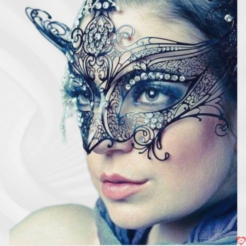 DC56 Mặt nạ hóa trang nữ hoàng bóng đêm siêu gợi tình dục 