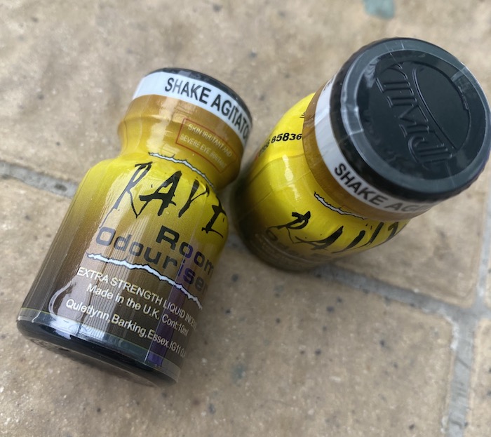 Chai hít kích dục Rave Room 10ml hàng hot màu sắc hấp dẫn Chai hít kích dục Rave Room 10ml hàng hot màu sắc hấp dẫn