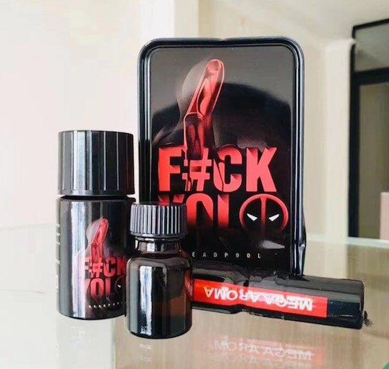 Popper Fuck YoLo 50ml Top Bot Combo Hộp Thiếc Kích Thích Mua Popper Fuck YoLo 50ml Top Bot Combo Hộp Thiếc Kích Thích Mua