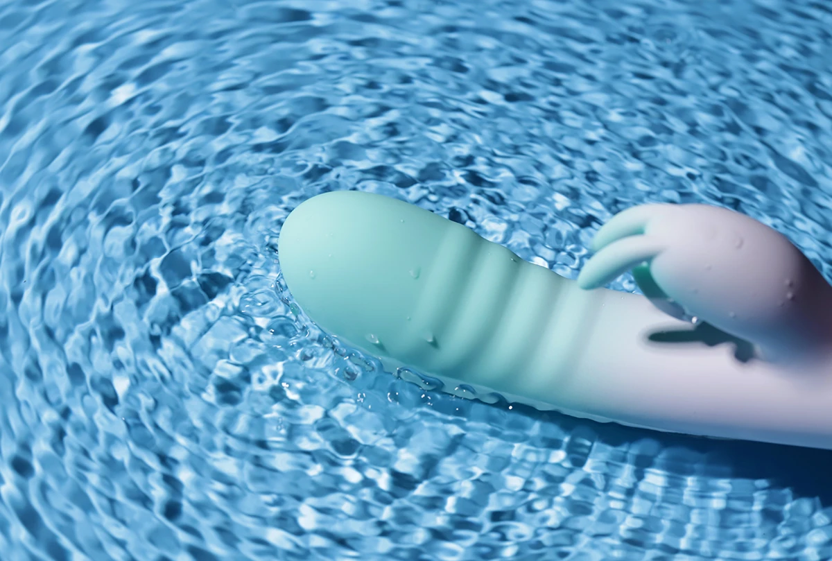 Dương vật giả Pretty Love Cerberus 30 chế độ kích thích tai thỏ silicon