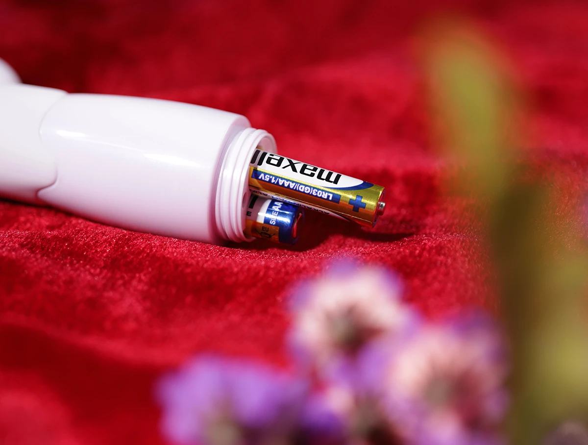 Dương vật giả Pretty Love Cerberus 30 chế độ kích thích tai thỏ silicon